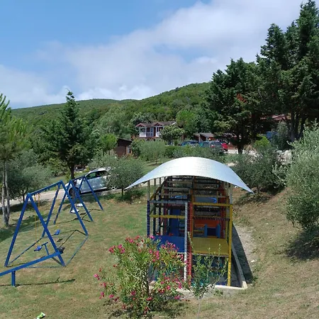 Plazhi Gjeneralit - Small - - - - Üdülőpark Kavaja