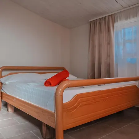 Plazhi Gjeneralit - Small - - - - Parco vacanze